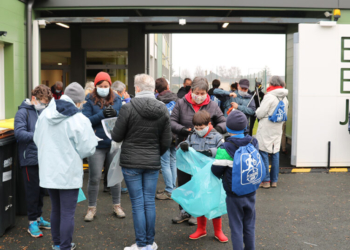 Doué-en-Anjou. 130 kilos de déchets ramassés dans les rues en une matinée à l’initiative des conseillers jeunes