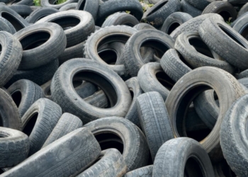 11 juin à Chinon. Une campagne de récupération de pneus usagés