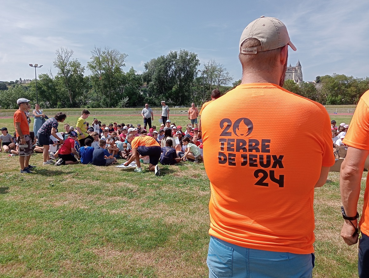 Saumur Val de Loire. 700 enfants saumurois sur les terrains pour une journée olympique et paralympique