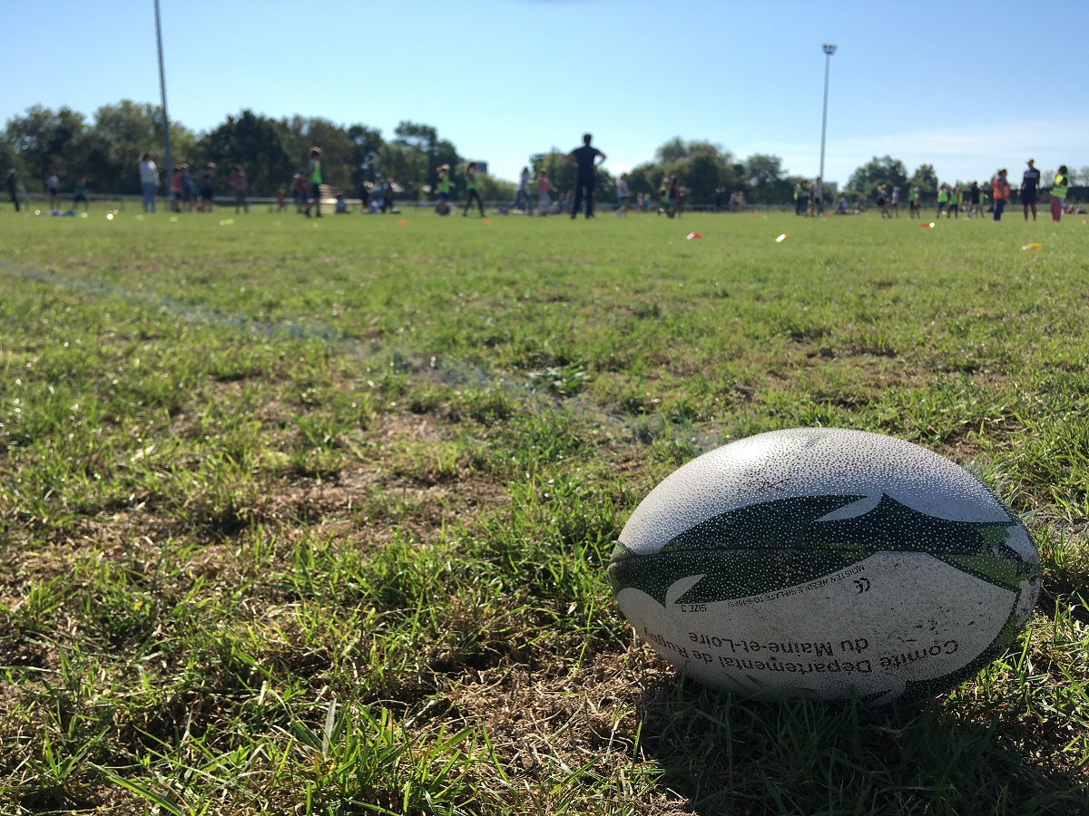 Saumur. Les enfants découvrent les valeurs et le plaisir du rugby