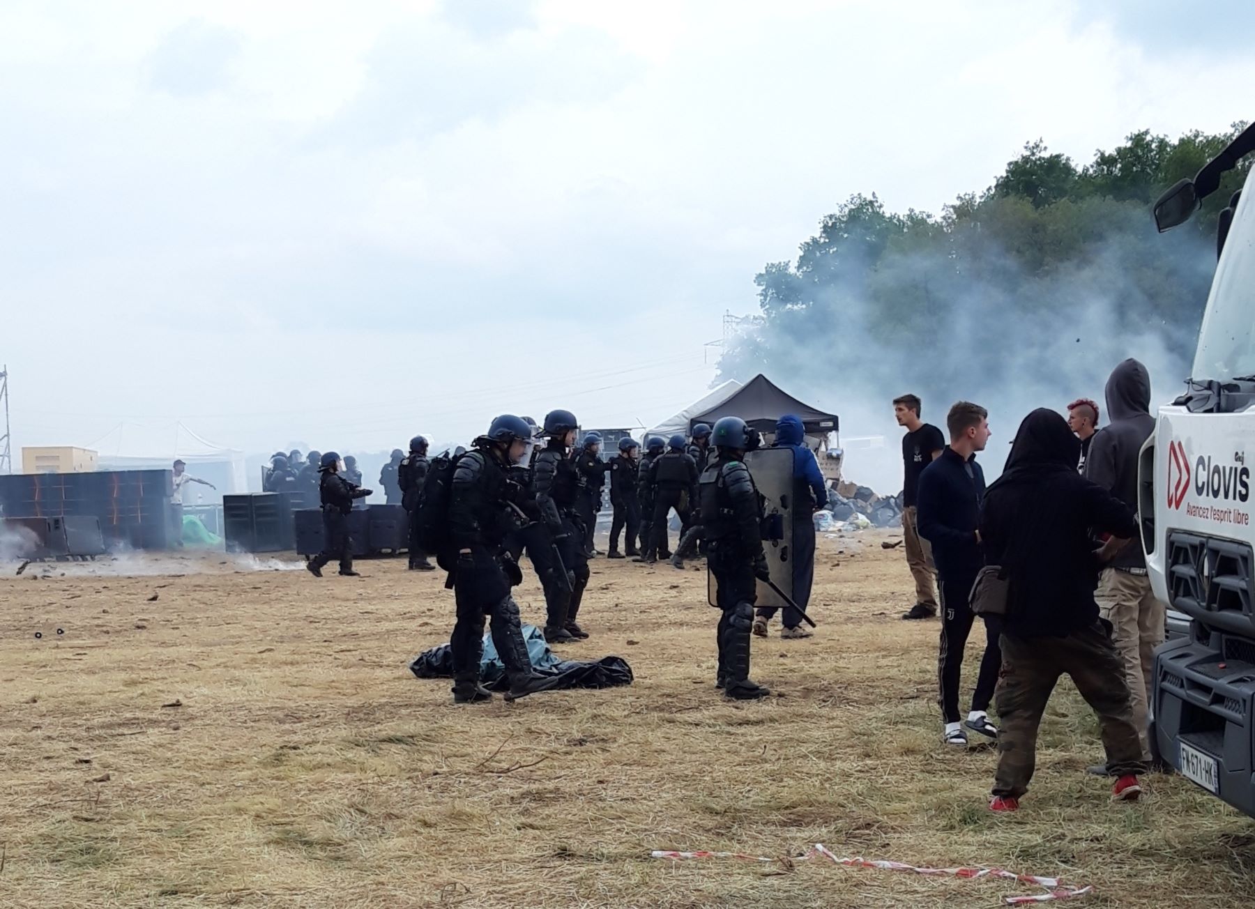 Rave party de Parnay : une évacuation musclée ce dimanche