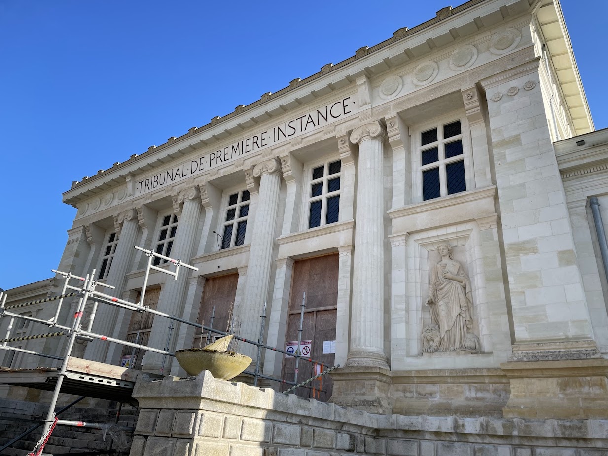 Baugé-en-Anjou. En images : Le chantier de restauration du tribunal se poursuit