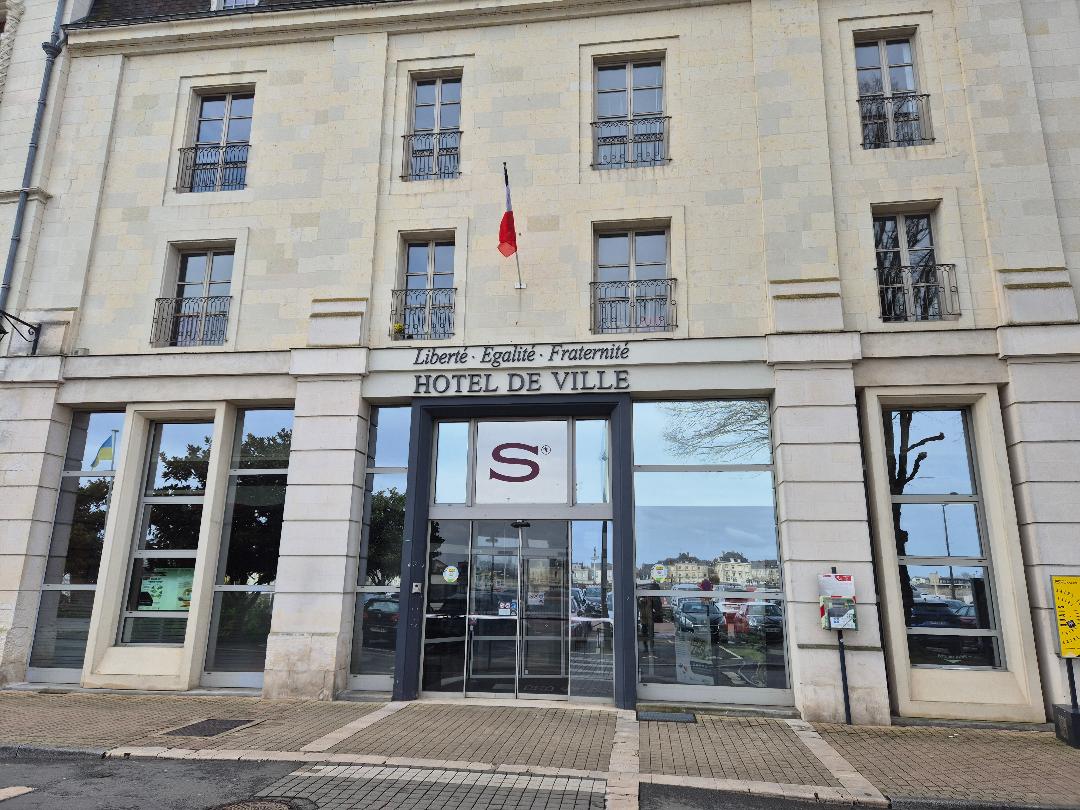 Municipales à Saumur. Le maire sortant en tête, mais derrière la droite rassemblée