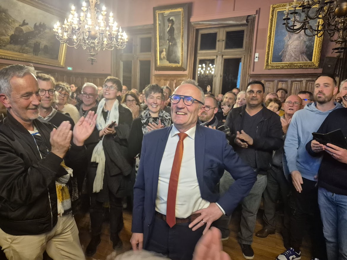 Municipales à Saumur : Jackie Goulet réélu maire avec un résultat très serré !