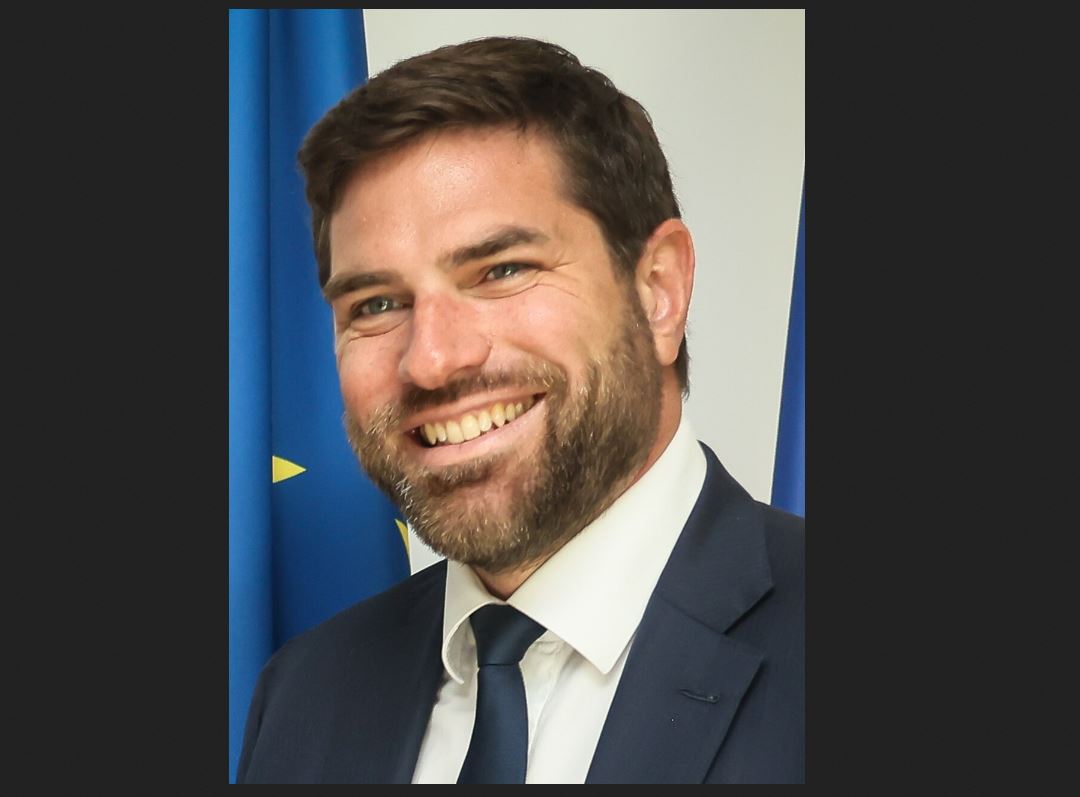 Pourquoi le ministre de la Ville et du Logement va-t-il se rendre à Saumur ce vendredi ?