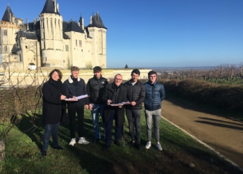 Saumur. L’entretien des vignes du château entre les mains des étudiants du lycée Edgard Pisani