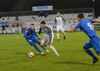 Fooball. N3. Saumur maintient le cap. Saumur Fontenay le Comte. 2-0