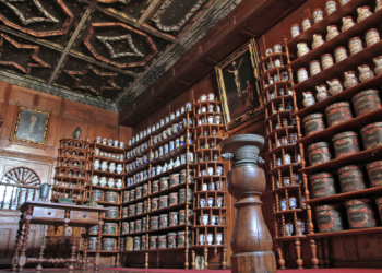 Baugé-en-Anjou. L’apothicairerie du château sur les ondes d’Europe 1 (replay)