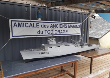 La Lande-Chasles : Une maquette offerte à l’amicale des anciens marins du TCD Orage