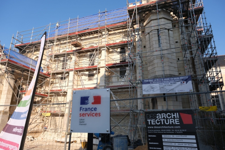 BaugéenAnjou. La ville labellisée France Services Saumur Kiosque
