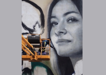 Saumur. La street artiste Zabou revient à Saumur et réalise une fresque au lycée Saint-Louis