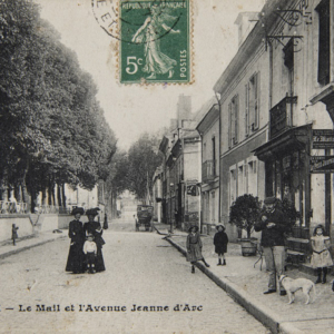 Bauge-en-Anjou - Saumur Kiosque