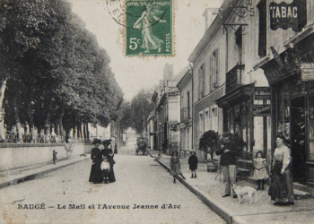 Du 30 avril au 6 novembre à Baugé-en-Anjou : De fil en aiguille : Enquête autour des anciens commerces