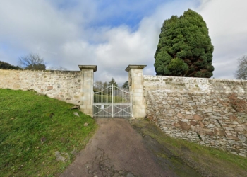 Chênehutte. Cimetière : Procédure de reprise de concessions abandonnées