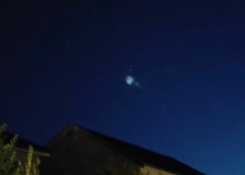 Un étrange point lumineux observé dans le ciel ce jeudi. Ovni, missile… on vous répond (vidéo)