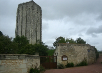 Idée sortie #2. Loudun. La tour carrée témoigne du passé médiéval de la ville