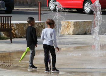 Doué-en-Anjou. Sécheresse : les jets d’eau place des Fontaines temporairement coupés
