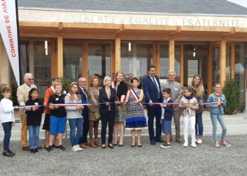 Vivy. La commune récompensée pour l’extension de sa marie par la filière bois