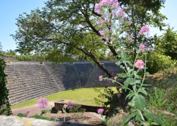 Du 19 juillet au 16 août à Doué-en-Anjou : histoire et légende des arènes