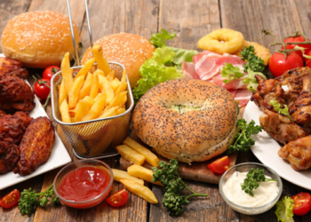 Journée Mondiale de la malbouffe : Les Français prennent-ils encore le temps de manger ?