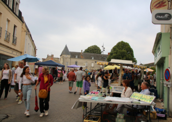 5 août à Doué-la-Fontaine : Marché nocturne en centre-ville