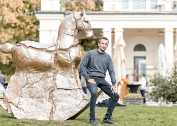 Du 16 oct au 6 nov en Saumurois. ARTCHEVAL c’est aussi un festival off avec OFFCHEVAL