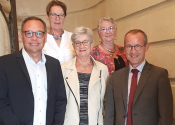 Longué-Jumelles. Le maire reçoit le sénateur Stéphane Piednoir