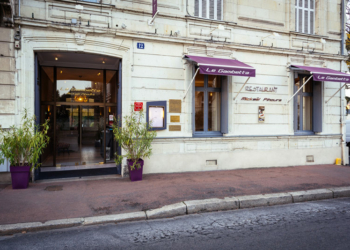 Saumur. Le restaurant Le Gambetta vend son mobilier
