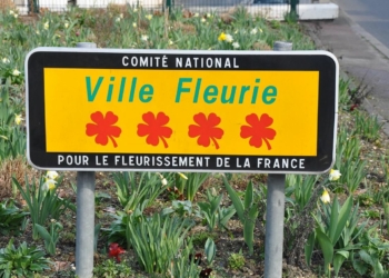 Villes et villages fleuris : Le Guédéniau et Varennes-sur-Loire en chemin pour leur 1e fleur
