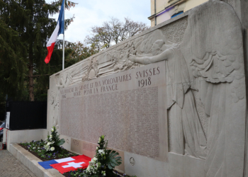 Genève. Une plaque en l’honneur de Noëlla Rouget, native de Saumur, résistante et déportée