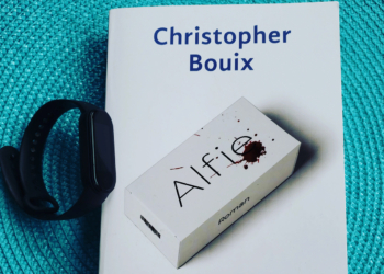 La Petite Librairie du Kiosque. Alfie ou le journal d’une intelligence artificielle domotique de Chistopher Bouix