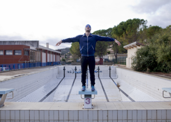 24 et 25 novembre à Montreuil-Bellay et Saumur : Plongée au cœur de la natation avec la pièce de théâtre « Cent mètres papillon »
