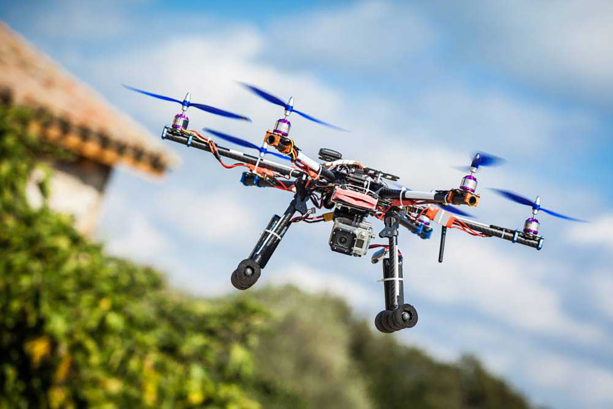 Dossier. Survol de drones : quelle réglementation ? - Saumur Kiosque