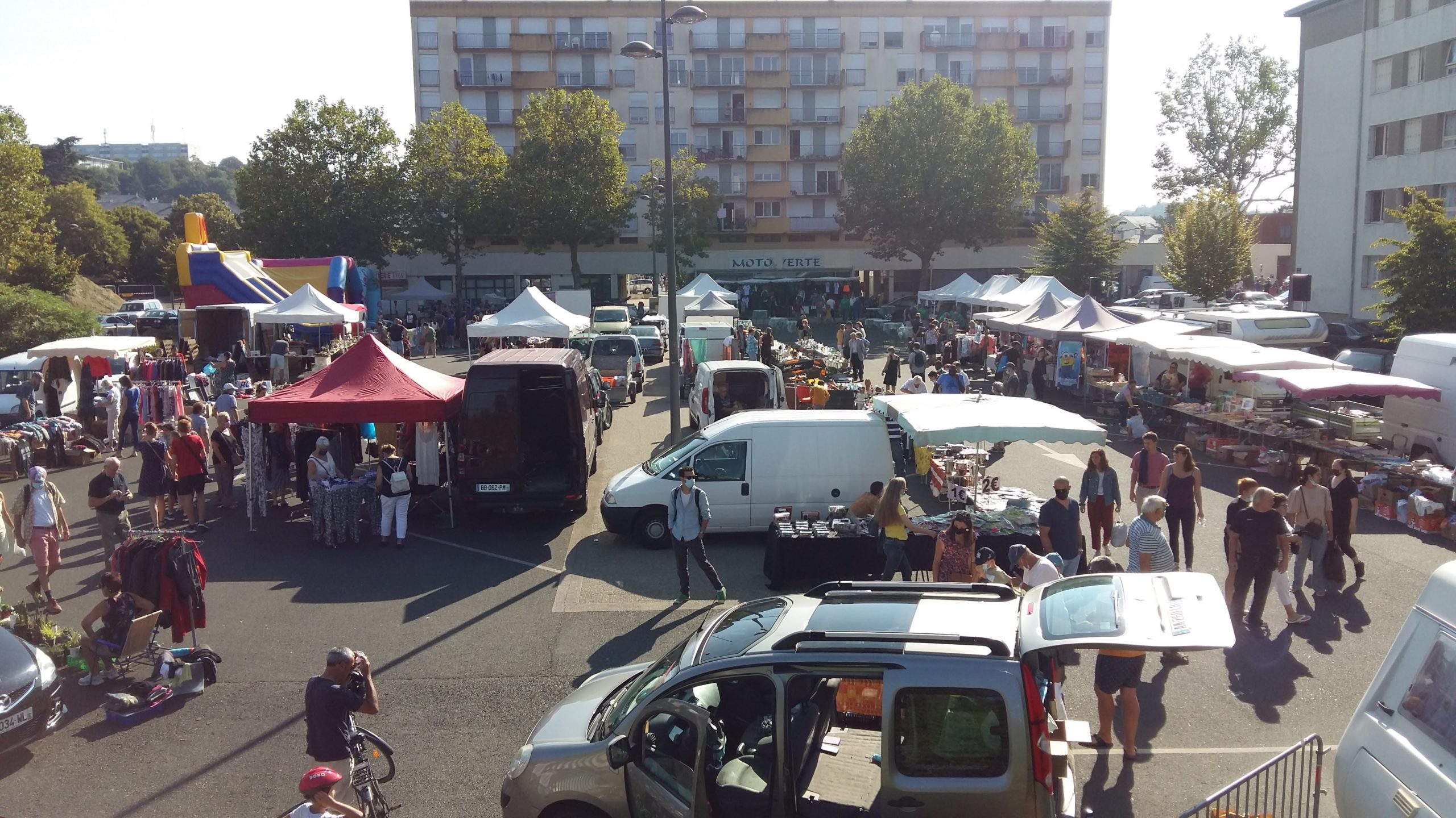 Vide-greniers_chemin-vert.jpg - Saumur Kiosque