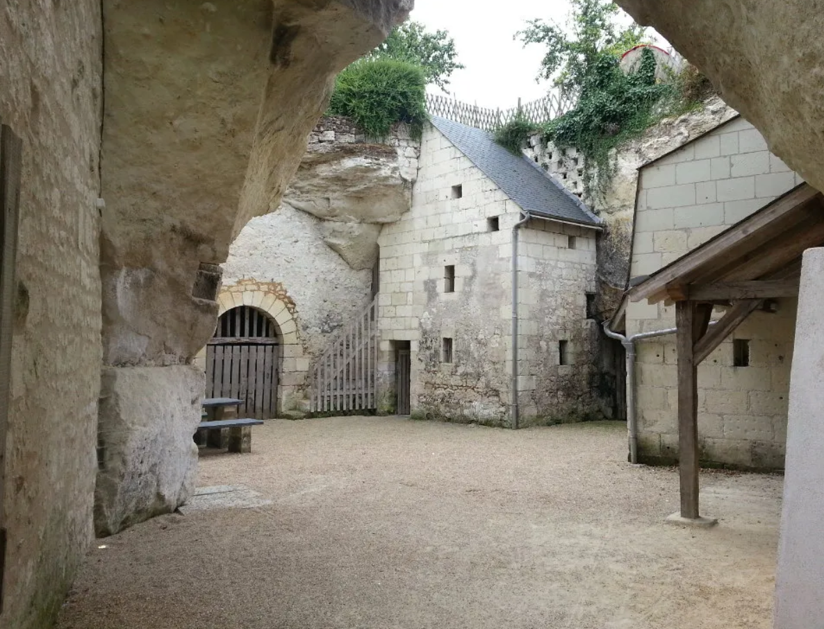 Souzay-Champigny. Un appel à projet pour une guinguette troglodyte