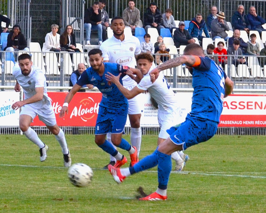 Football N2. Samedi, Saumur se déplace à Chauray pour se relancer