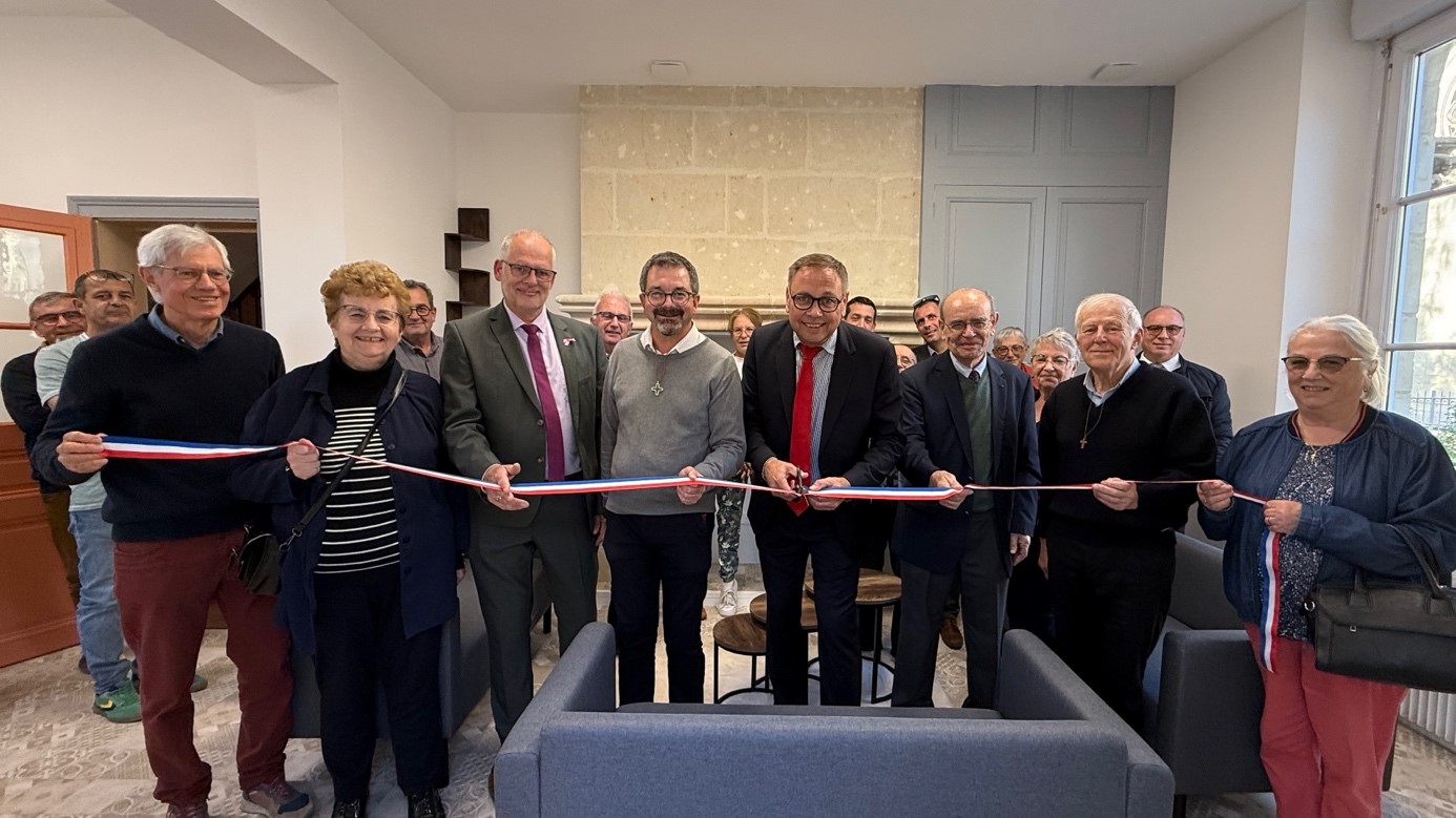 Réaménagement du Presbytère de Longué-Jumelles : un nouvel espace pour la paroisse et les jeunes
