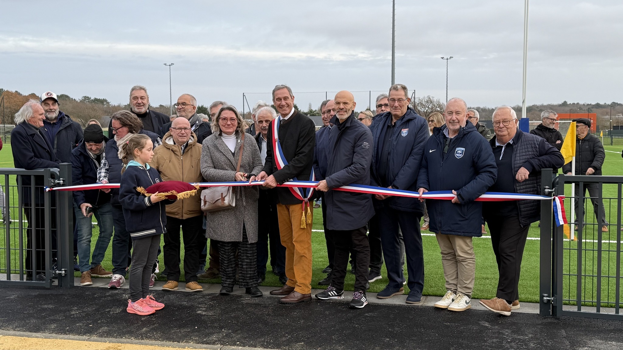 Chinon. Le terrain de football et de rugby de la Plaine des Vaux est désormais synthétique