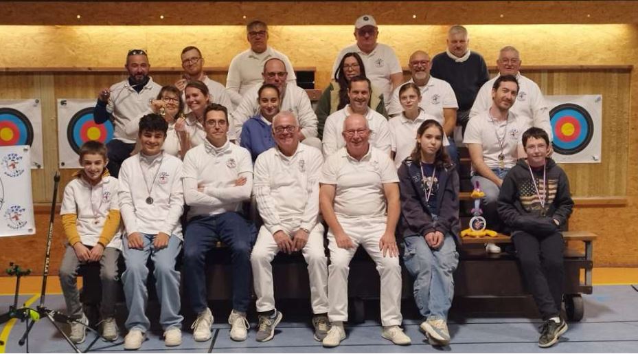Doué-en-Anjou. Tir à l&rsquo;arc : Victoire de Léonne Thécua et Emilie Daniel au tournoi interne du Racing Club Douessin