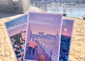 Saumurois. Un artiste local signe trois cartes postales inédites à base… d’algues !
