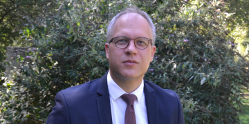 Municipales à Saumur. Pour le sénateur de gauche Grégory Blanc « derrière le tandem LR Chandouineau-Blin se cache l’alliance avec Maréchal-Le Pen et Zemmour ! »