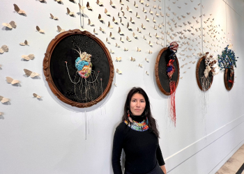 Saumur. « Remiendos », une exposition unique d&rsquo;Angie Roa Bancarel à découvrir dans le Hall de la mairie