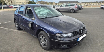 Saumur. Des voitures dégradées et déplacées sur le Chardonnet