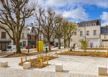 Chinon. La place Hofheim enfin ouverte après 6 mois de travaux