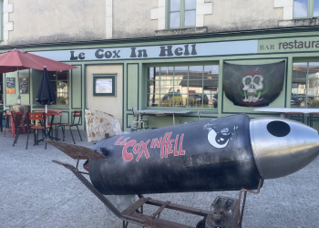 Saint-Martin-de-Sanzay. Le Cox in Hell, un restaurant convivial et unique qui attire l’œil et les papilles