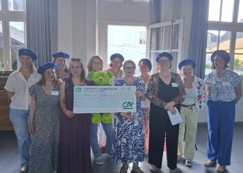 Saumurois. Les Anthocyanes de la Loire remettent un chèque de 2 000 euros à l’association Les Petits Doudous de la Clinique de la Loire