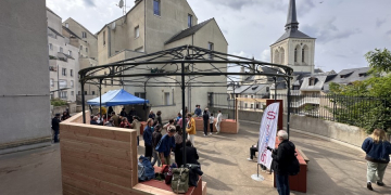 Saumur. Lauréate du budget participatif 2023, une œuvre urbaine inaugurée dans le centre-ville
