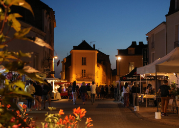Le marché nocturne de Doué-la-Fontaine reporté au mardi 25 août