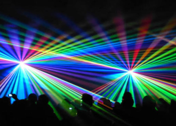 13 juillet à Montreuil-Bellay. Un show laser, de la musique et des animations pour la Fête nationale