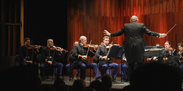 26 juillet à Cunault. L’Orchestre à cordes de la Garde républicaine en concert à la Prieurale de Cunault